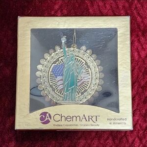 2015 Statue Of Liberty Ornament CheMArt Christmas Ornaments. Gift. Collectable.
